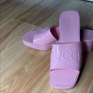Gucci Women's Pink Slide Sandals